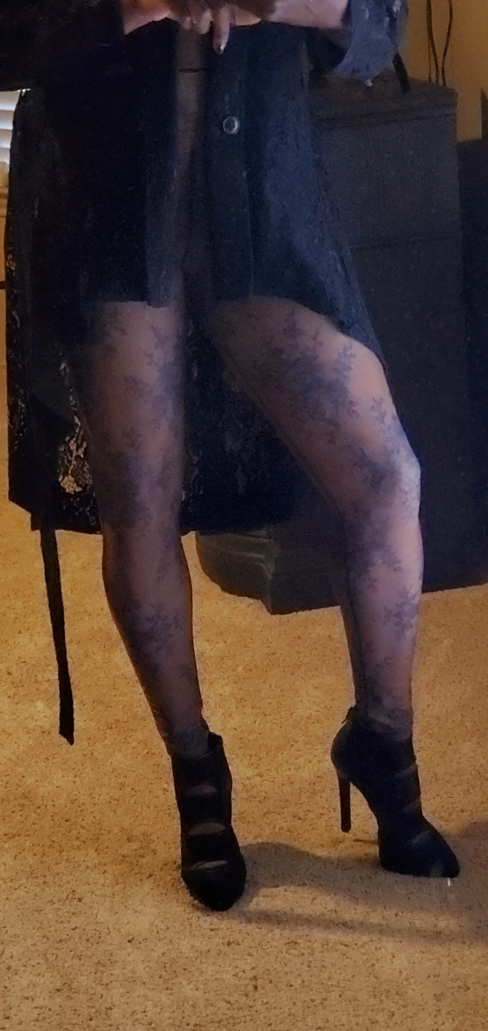 Weekend Famous Faux Lace Tights